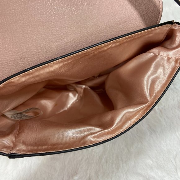 Victorias Secrets Saddle Bag Pink Faux Leather Small Crossbody Fringe Tassels - Picture 7 of 9